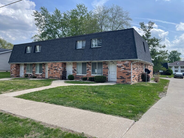 Primary Photo Of 3440 W Richwoods Blvd, Peoria Apartments For Sale