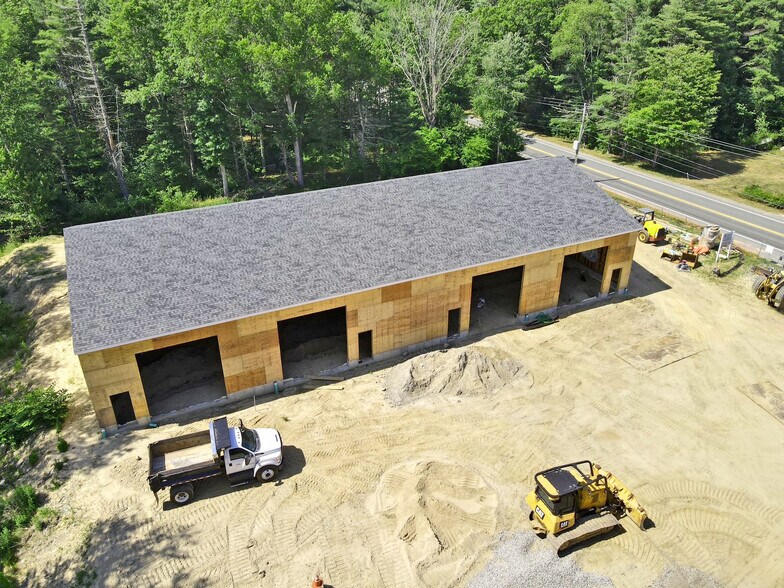 More Photos Of 165 Palmer Rd, Plympton Manufacturing For Lease