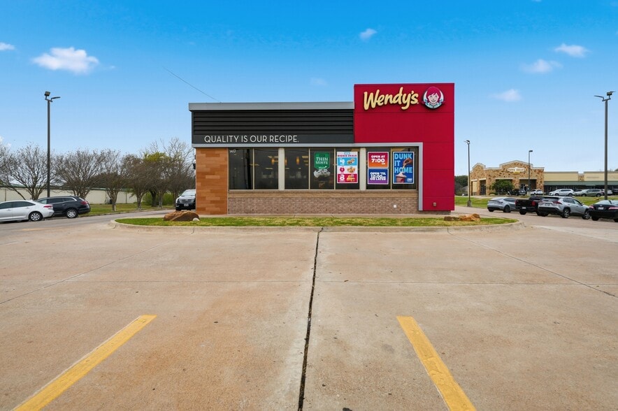 Primary Photo Of 1417 Hewitt Dr, Woodway Fast Food For Sale