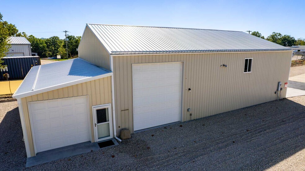 More Photos Of 202 Hemi Ln, Gravois Mills Specialty For Sale