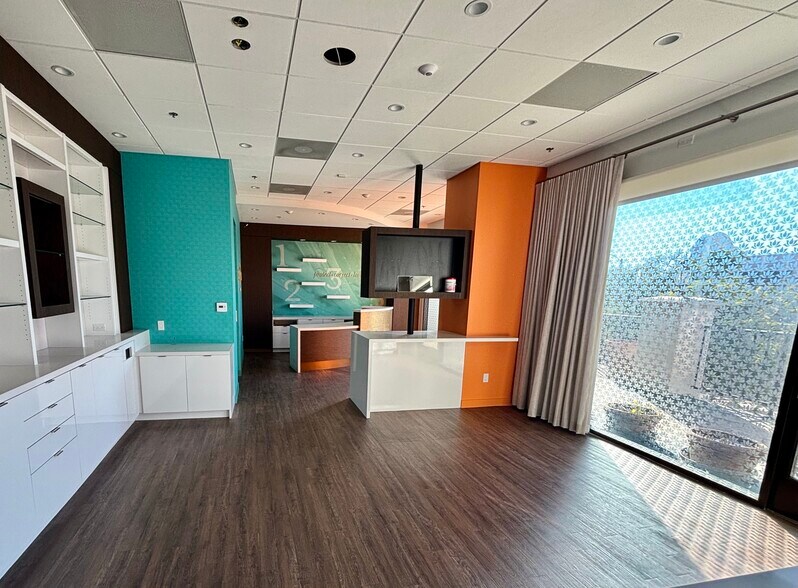 More Photos Of 970 Monument St, Pacific Palisades Storefront Retail Office For Lease