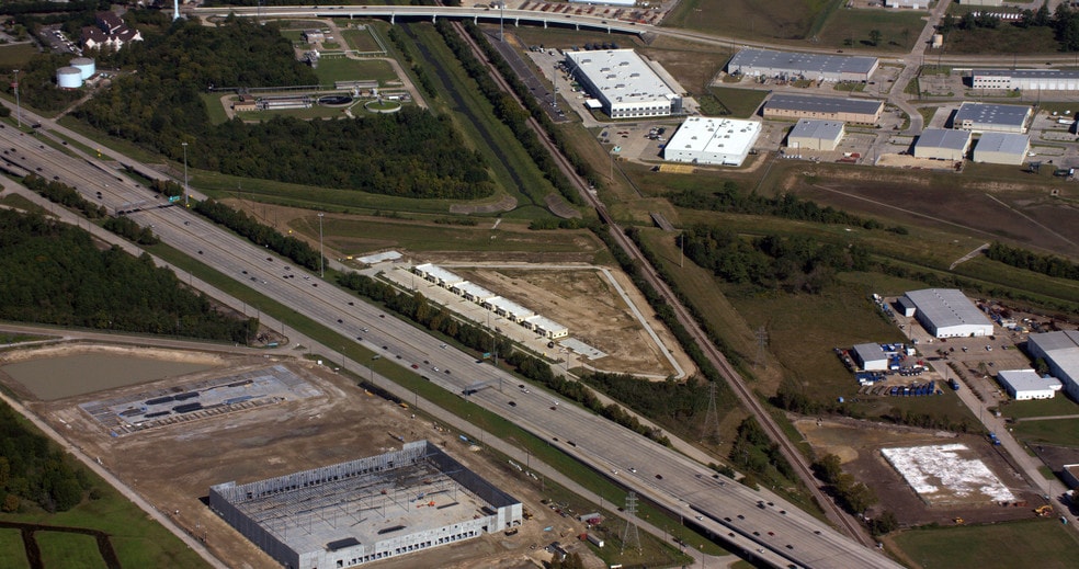 More Photos Of 16310 State Highway 249, Houston Office For Sale