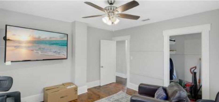 More Photos Of 1322 3rd Ave W, Bradenton Office Residential For Sale