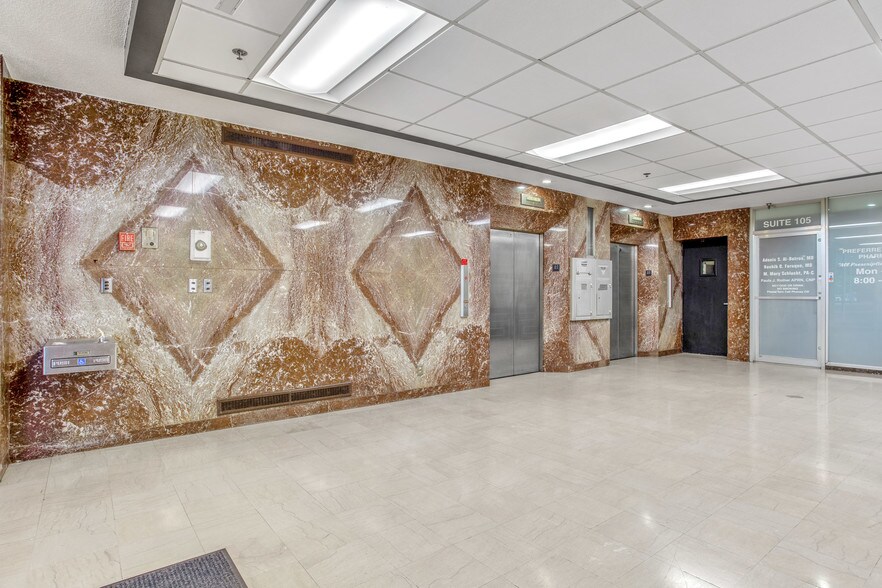 More Photos Of 1111 N Lee Ave, Oklahoma City Medical For Lease