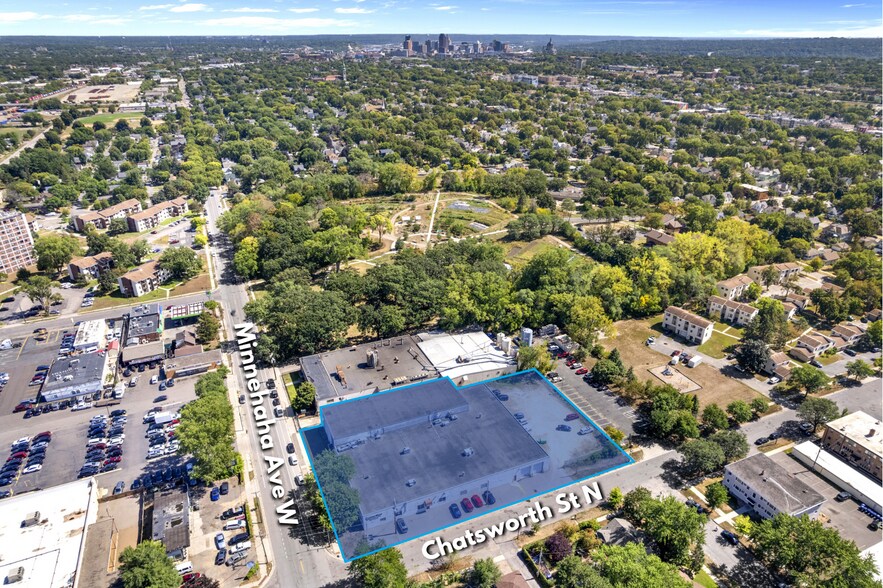 More Photos Of 976 W Minnehaha Ave, Saint Paul Warehouse For Sale