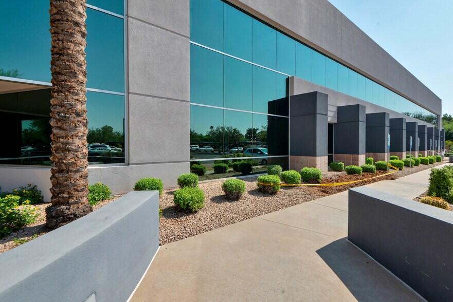 More Photos Of 9201 E Mountain View Rd, Scottsdale Medical For Lease
