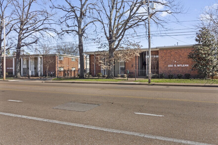 More Photos Of , Memphis Multifamily For Sale