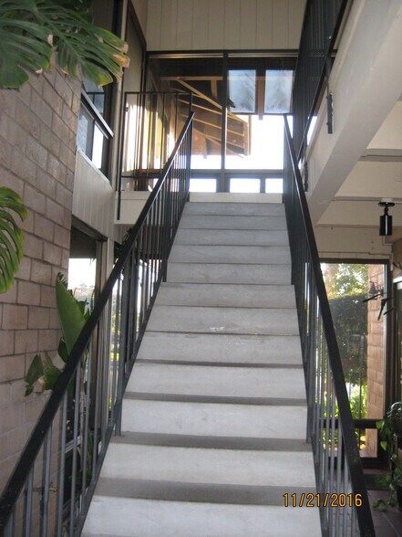 More Photos Of 4245 Capitola Rd, Capitola Office For Lease