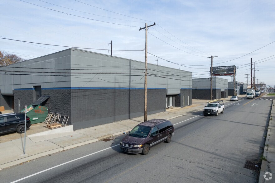 More Photos Of 6940 State Rd, Philadelphia Flex For Sale