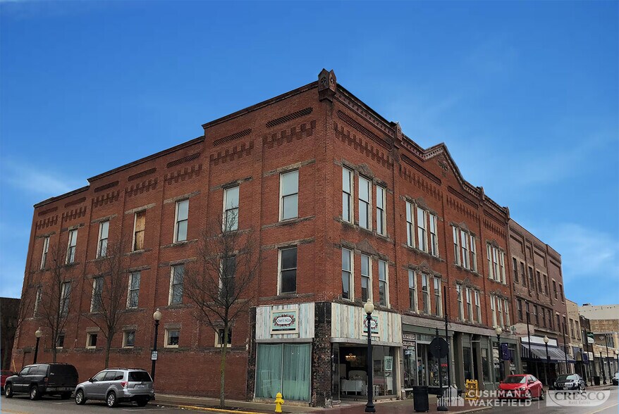 More Photos Of 554-562 W Tuscarawas Ave, Barberton Office For Sale