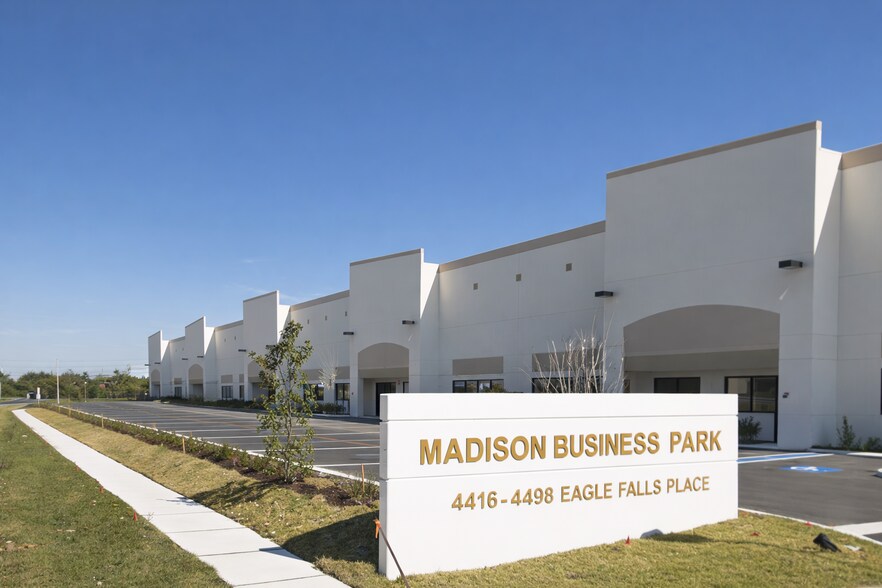 Primary Photo Of 4428-4450 Eagle Falls Pl, Tampa Warehouse For Lease
