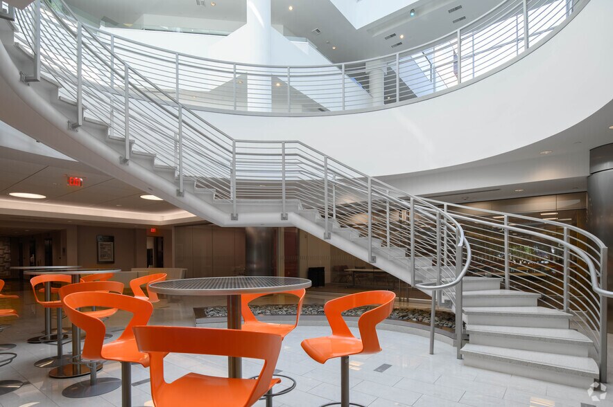 More Photos Of 600 W Germantown Pike, Plymouth Meeting Unknown For Lease