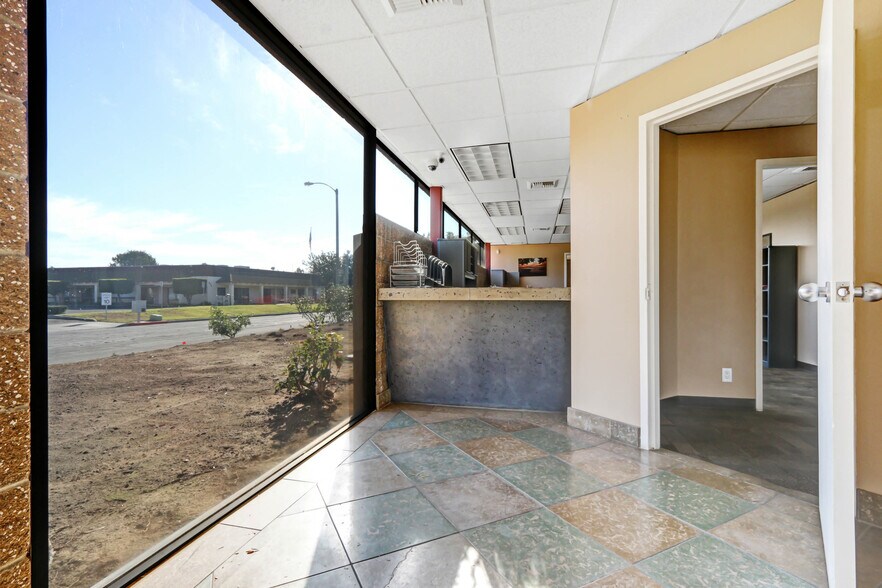 More Photos Of 2075 Knoll Dr, Ventura Manufacturing For Lease