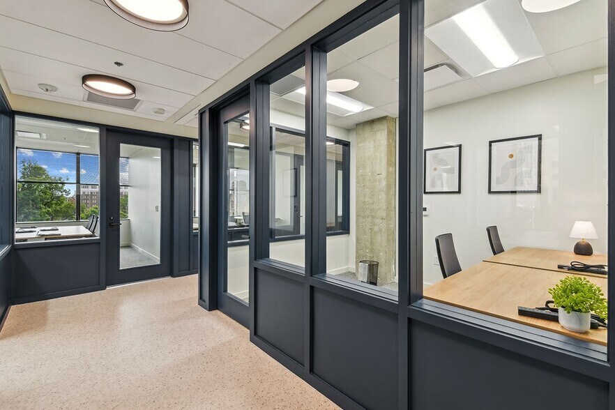 More Photos Of 711 Navarro St, San Antonio Office For Lease