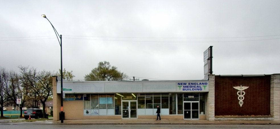 Primary Photo Of 6918 W Archer Ave, Chicago Storefront For Sale