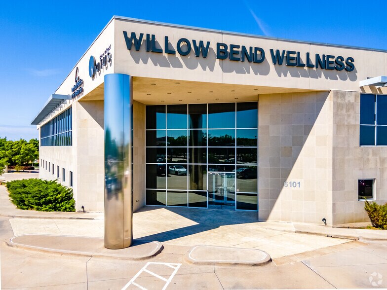 More Photos Of 6101 Chapel Hill Blvd, Plano Medical For Lease