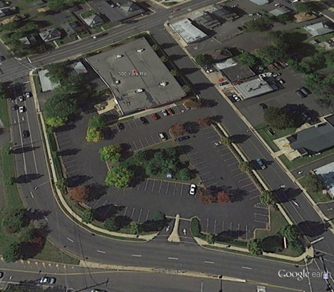 More Photos Of 300 N York Rd, Willow Grove Storefront For Sale