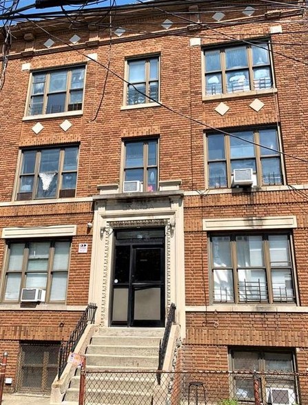 63-67 E 236th St, Bronx, NY 10470 - Apartments For Sale | Cityfeet.com