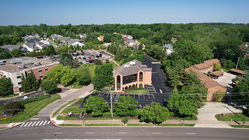 More Photos Of 10663 Montgomery Rd, Montgomery Medical For Lease