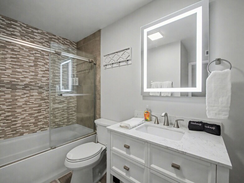More Photos Of 112 Claremont Ln, Palm Beach Shores Apartments For Sale