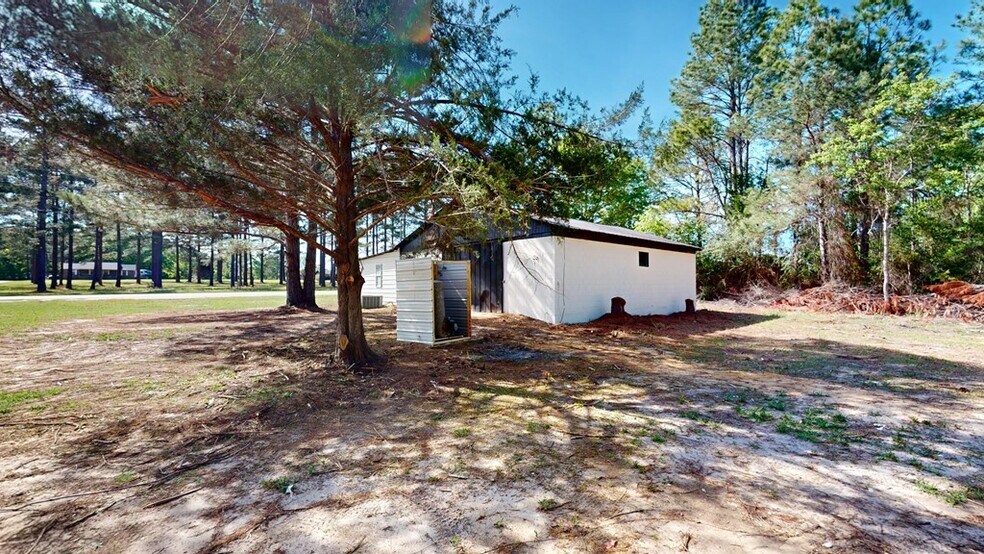 More Photos Of 13828 US Highway 29, Andalusia Flex For Sale