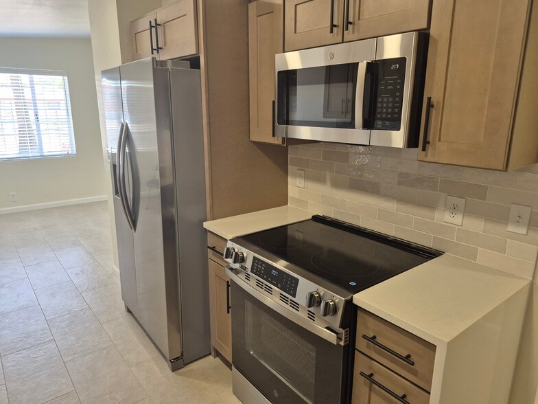 More Photos Of 5453 E 4th St, Tucson Assisted Living For Sale