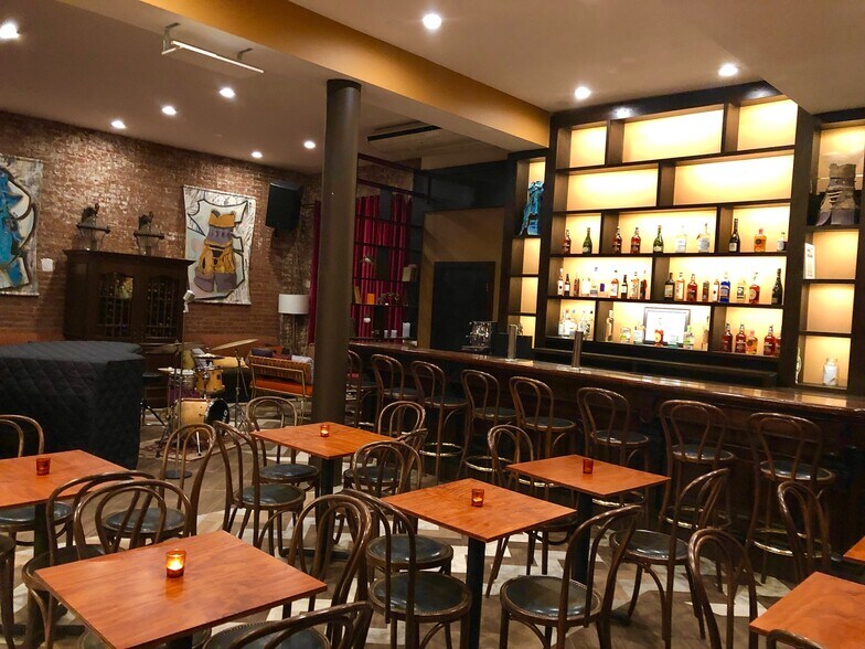 More Photos Of 356-358 W 40th St, New York Loft Creative Space For Lease