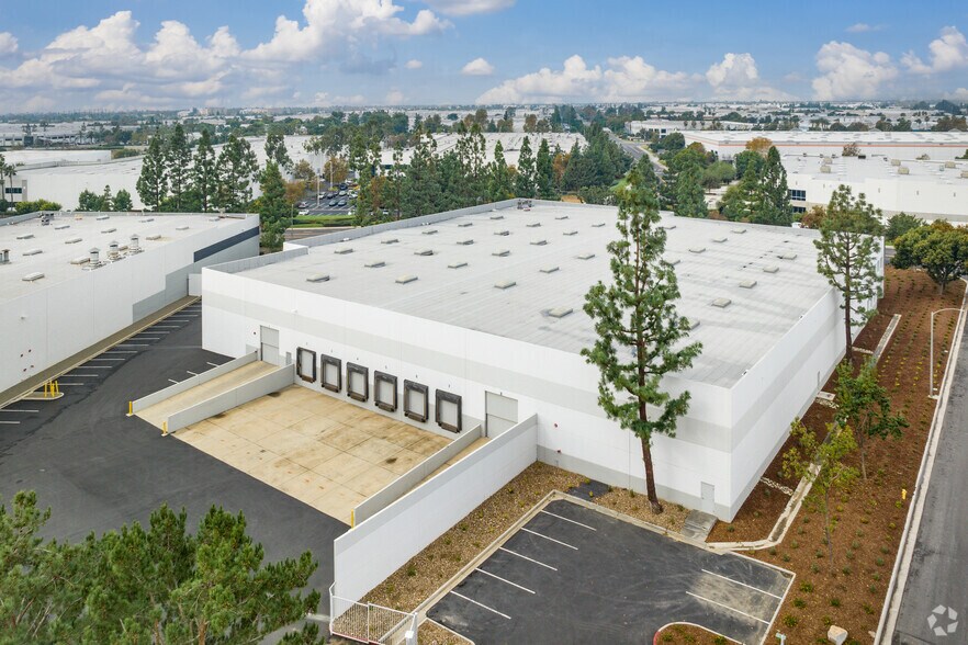 More Photos Of 1819 S Business Pky, Ontario Unknown For Lease