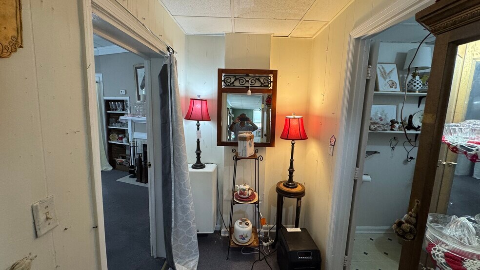 More Photos Of 6720 S Sweetwater Rd, Lithia Springs Office For Sale