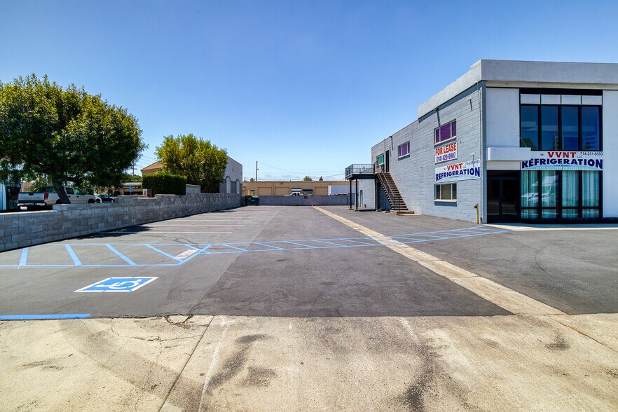 More Photos Of 8452 Katella Ave, Stanton Industrial For Sale