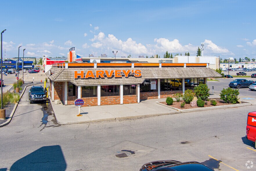 More Photos Of 495 36 St NE, Calgary Storefront Retail Office For Lease