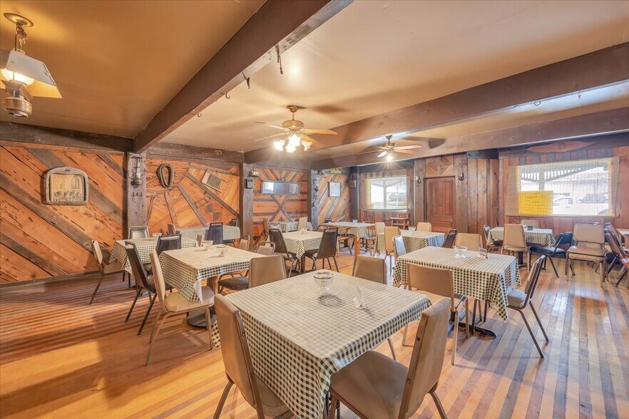 More Photos Of 18387 Chestnut Ave, Tuolumne Restaurant For Sale