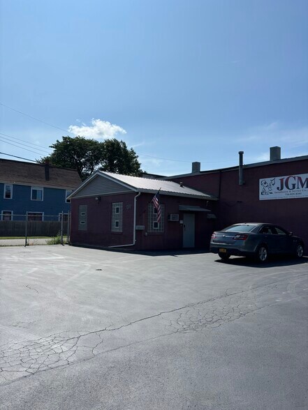 Primary Photo Of 1273 Seneca St, Buffalo Warehouse For Sale