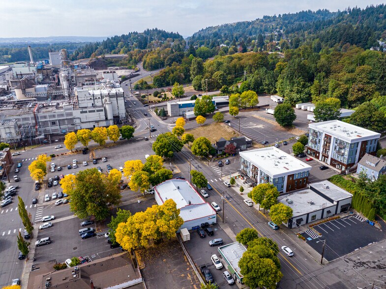 More Photos Of 302 NE 6th Ave, Camas Freestanding For Lease