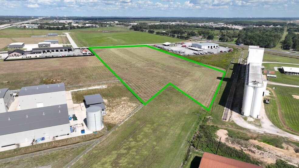 More Photos Of 8405 Industrial Pky, Beaumont Land For Sale