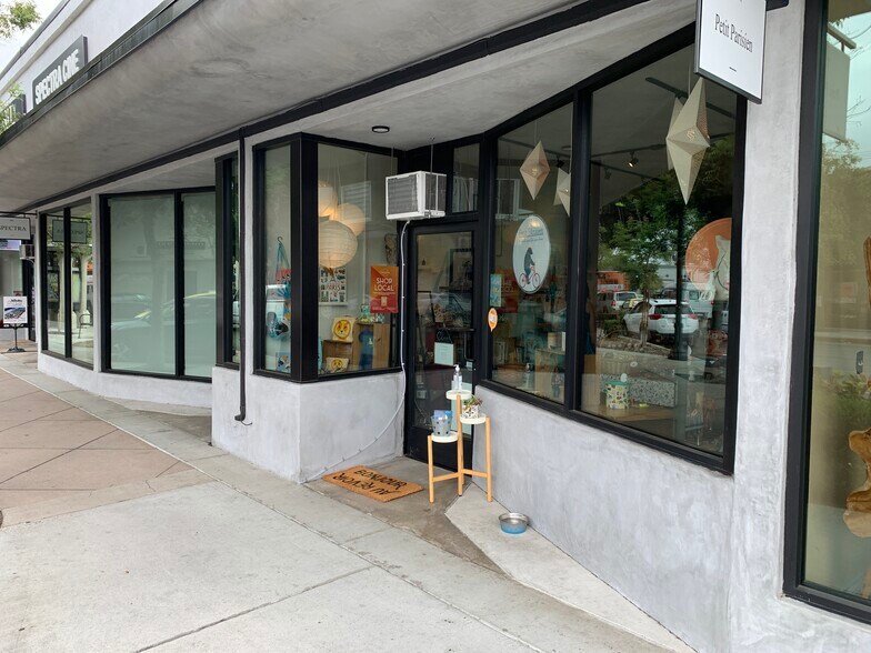 More Photos Of 3601-3609 1/2 W Magnolia Blvd, Burbank Storefront Retail Office For Lease