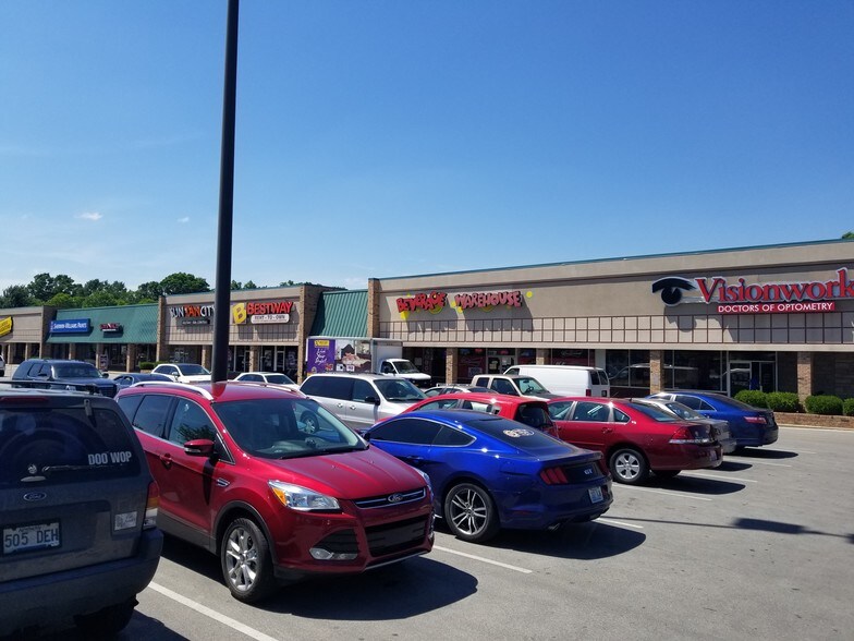 Primary Photo Of 5226 Dixie Hwy, Louisville General Retail For Lease