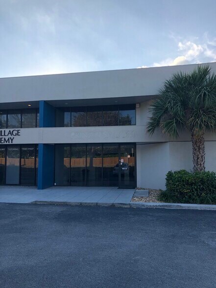 More Photos Of 4808-4848 SW 72nd Ave, Miami Showroom For Lease
