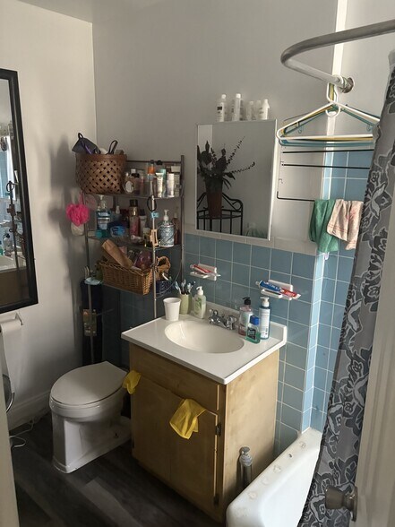 More Photos Of 120 Haven Ave, New York Apartments For Sale