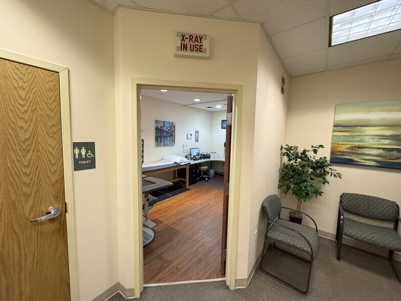 More Photos Of 6200 Station Dr, Bealeton Medical For Sale