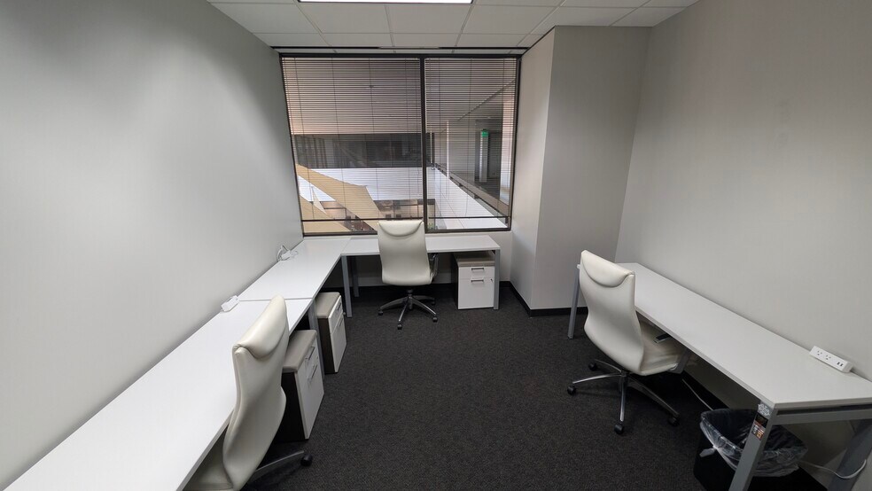 More Photos Of 4040 Broadway St, San Antonio Coworking Space