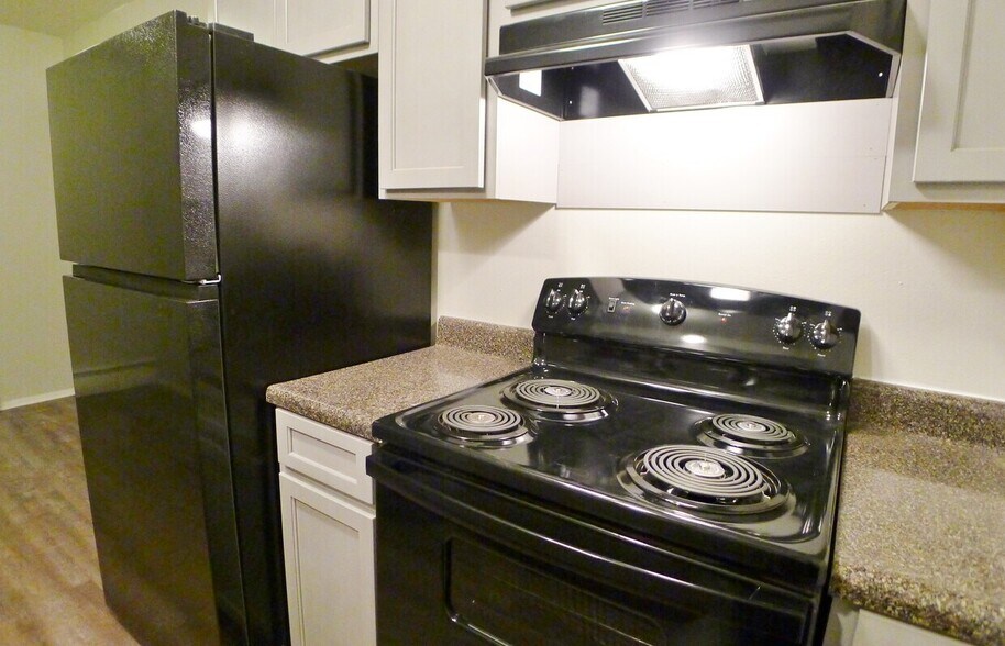 More Photos Of 44 Rickard St, Cortland Apartments For Sale