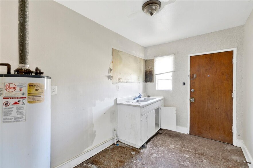 More Photos Of 608 1st St S, Birmingham Apartments For Sale