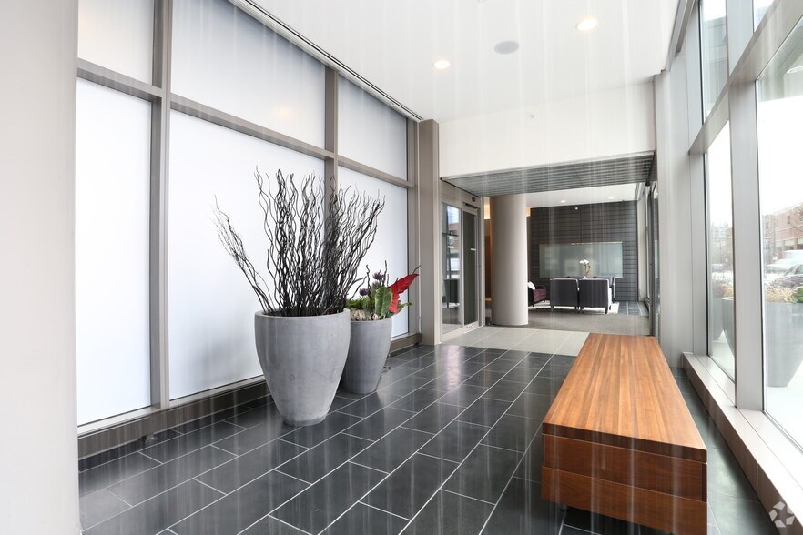 More Photos Of 123 N Desplaines St, Chicago Apartments For Lease