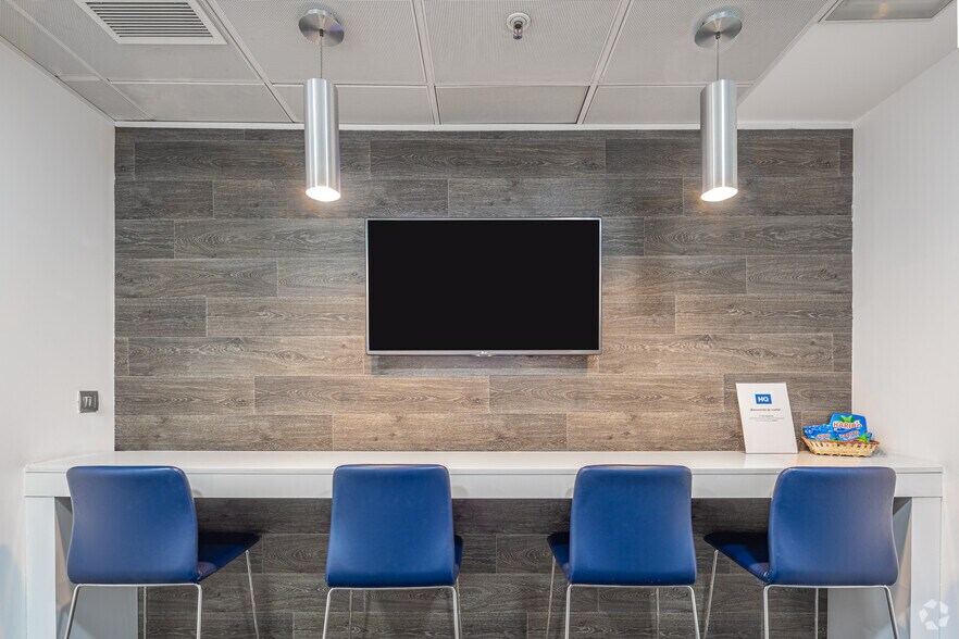 More Photos Of 93 Paseo Castellana, Madrid Coworking Space