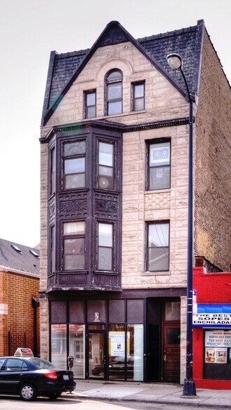 More Photos Of 2769 N Lincoln Ave, Chicago Apartments For Lease