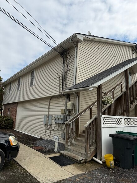 More Photos Of 8259 Baltimore Annapolis Blvd, Pasadena Office For Lease