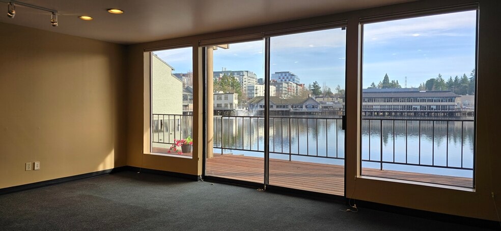More Photos Of 9 Lake Bellevue Dr, Bellevue Office For Sale