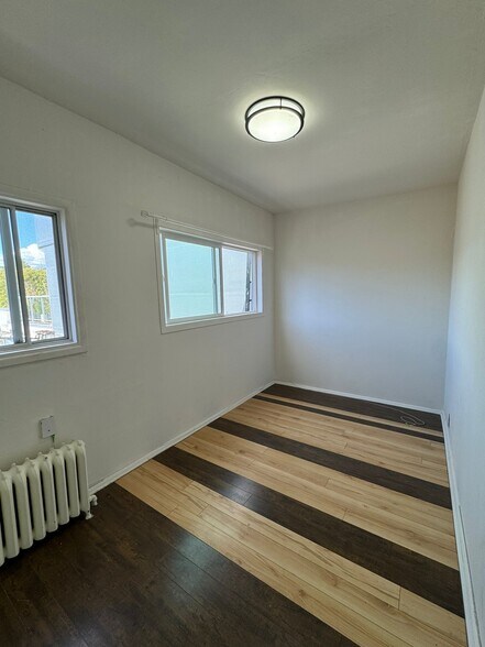 More Photos Of 3357 4th Ave, Vancouver Storefront Retail Residential For Sale