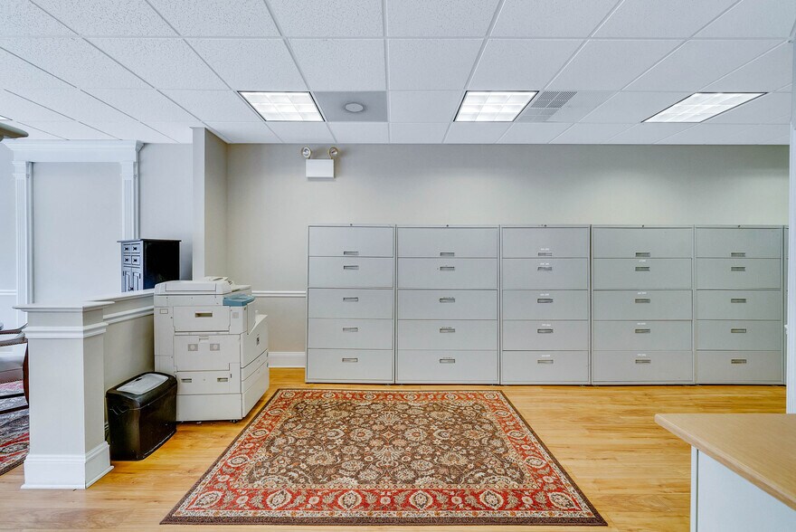 More Photos Of 124 S York Rd, Hatboro Office For Sale